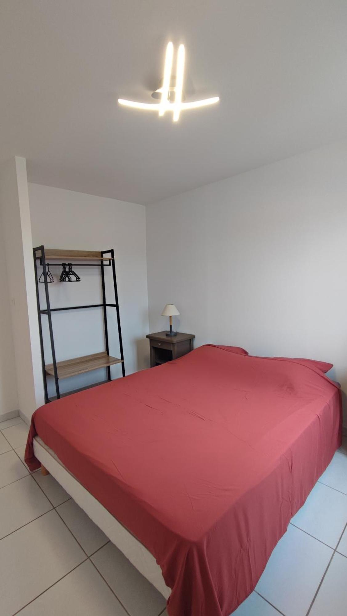 Appartement Cosy Uchaud ภายนอก รูปภาพ