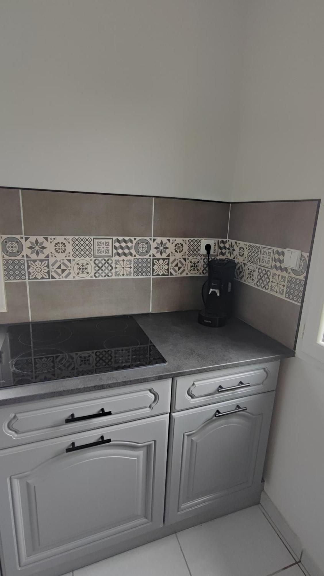 Appartement Cosy Uchaud ภายนอก รูปภาพ